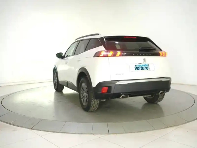 Peugeot 2008 puretech 130 s&amp;s eat8 — photo 7