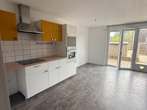 Maison t3 de 56m2, jardin, parking, 790 charges comprises