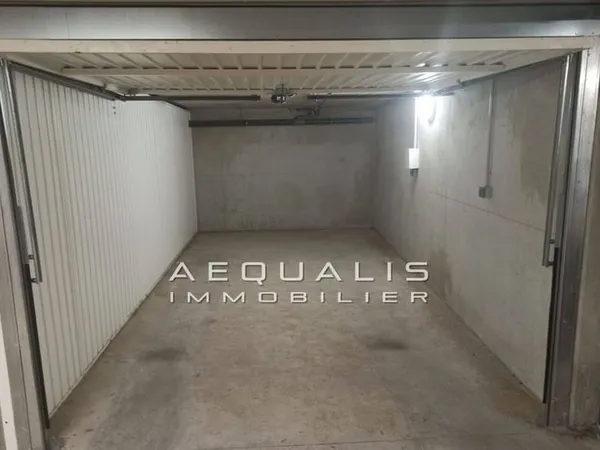 Parking 13 m²
