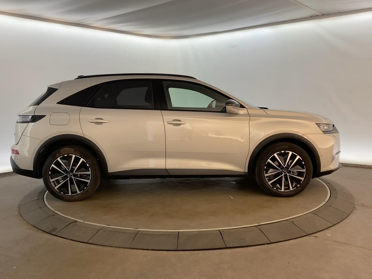 Ds Ds 7 crossback bluehdi 130 eat8 etoile — photo 4