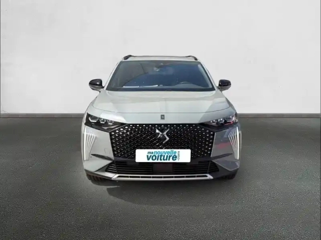 Ds Ds 7 hybride rechargeable e-tense 300 eat8 4x4 — photo 2
