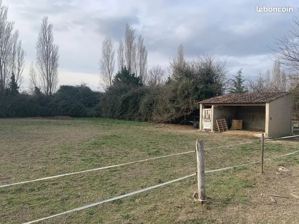 Terrain 1200 m² Caderousse