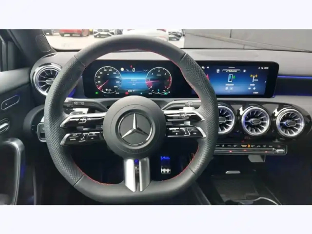 Mercedes Classe A 200 d amg line — photo 20