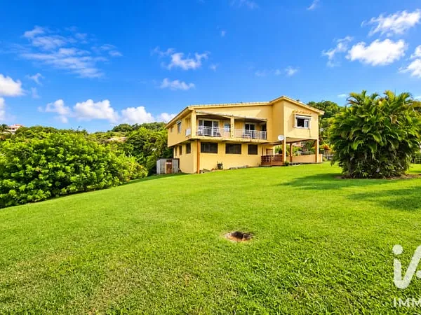 Maison 9 pièces 163 m²