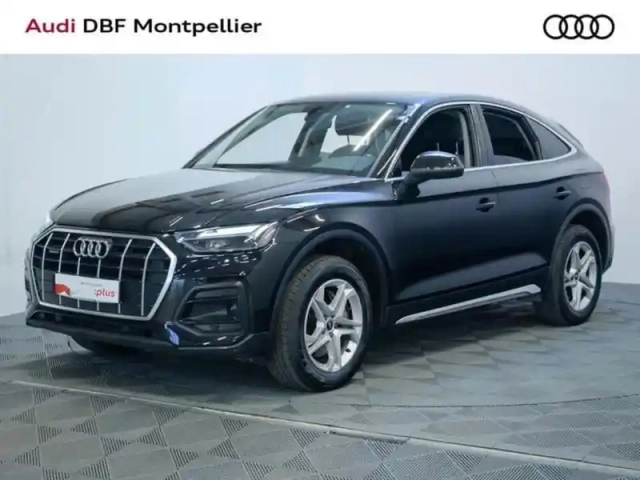 Audi Q5 50 tfsie 299 s tronic 7 quattro business executive — photo 1
