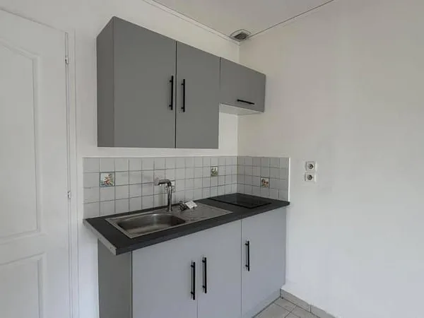 Studio 1 pièce 18 m²