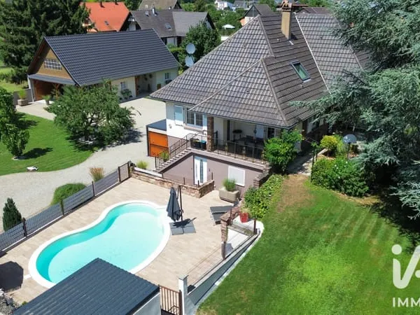 Maison 14 pièces 300 m²