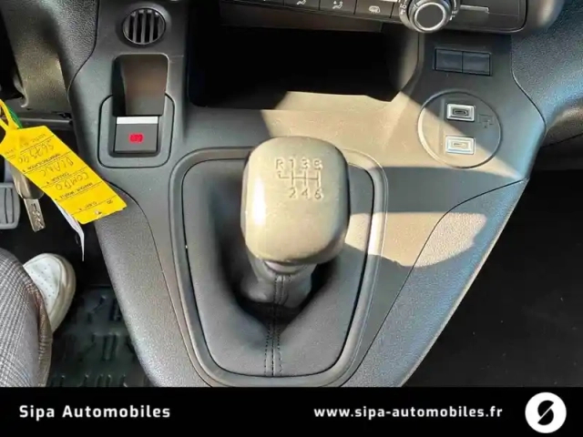 Opel Combo cargo m charge utile majoree diesel 100 ch manuelle — photo 18