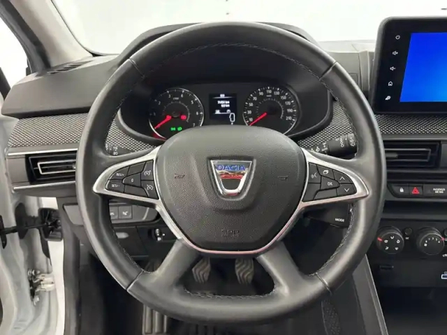 Dacia Jogger eco-g 100 5 places — photo 24