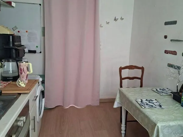 Jolie chambre étudiante meublée Lyon 5
