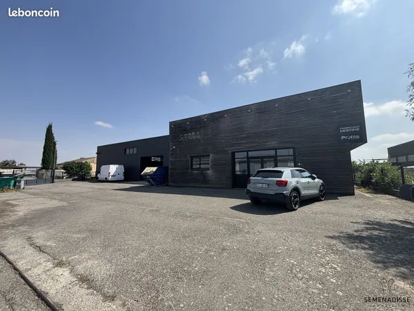 Local 650 m² Seysses