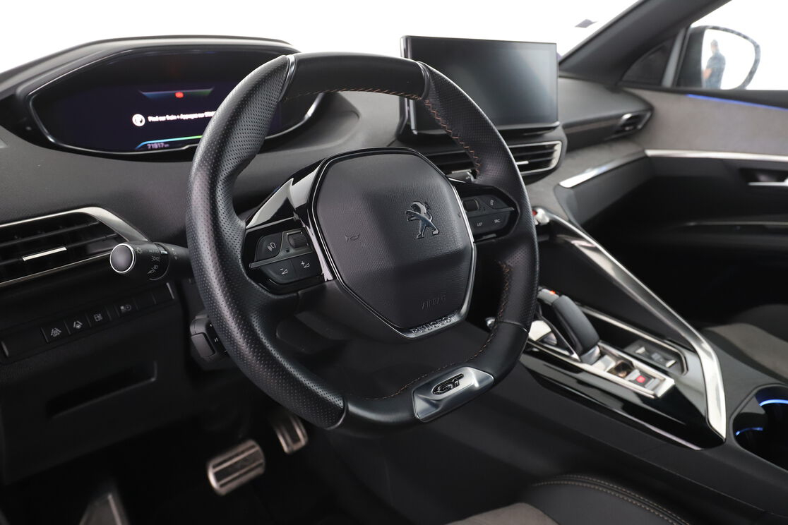 Peugeot 3008 1.6 Hybrid GT e-EAT8 — photo 10