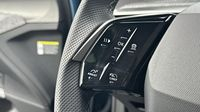 Peugeot 5008 Hybrid 145ch GT e-DCS6 — photo 17