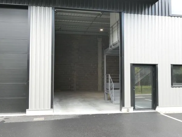 LOCATION LOCAL 316 m2