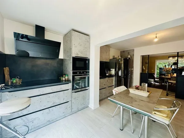 Maison 5 pièces 150 m²