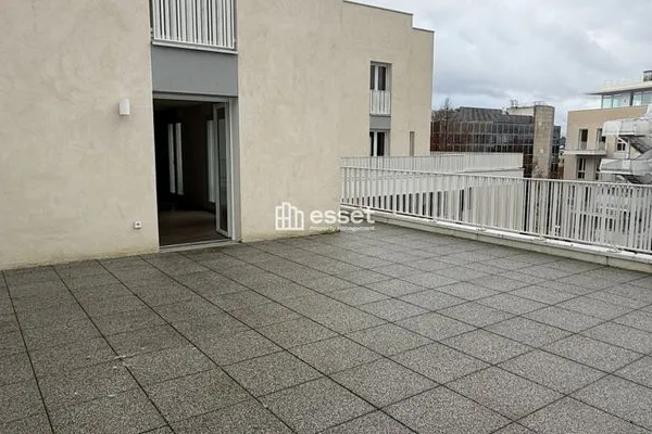 Appartement 4 pièces 79 m²
