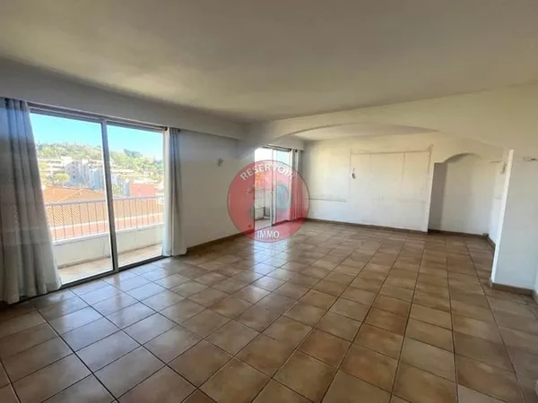 Appartement 4 pièces 93 m²