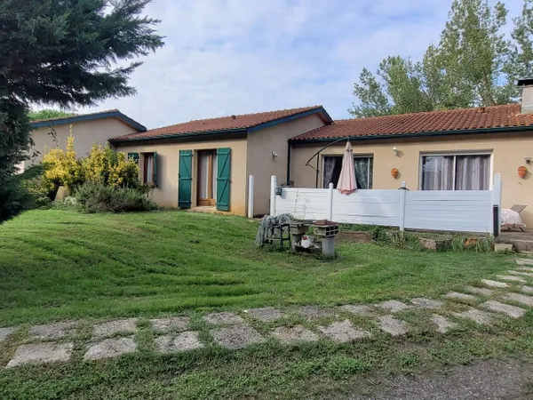 Maison 8 pièces 144 m²