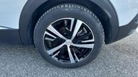 Peugeot 3008 HYBRID4 300ch GT e-EAT8 — photo 11
