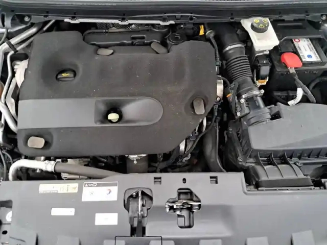 Peugeot 308 2.0 bluehdi 180ch s&amp;s eat8 — photo 14