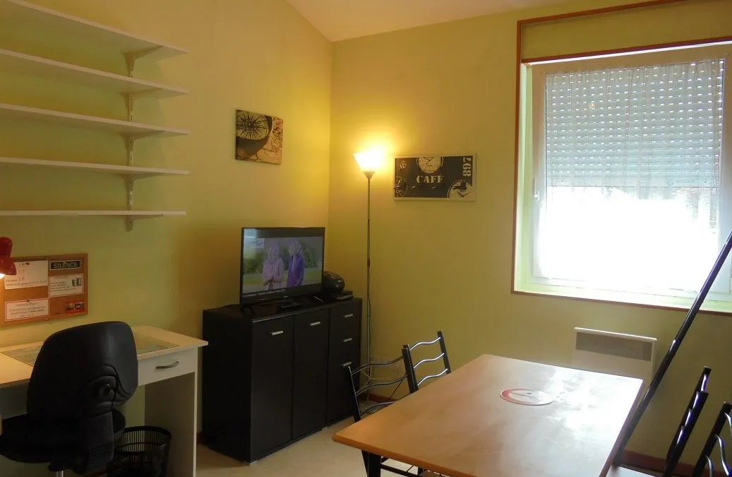 Photo 1