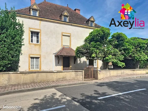 Maison 8 pièces 226 m²
