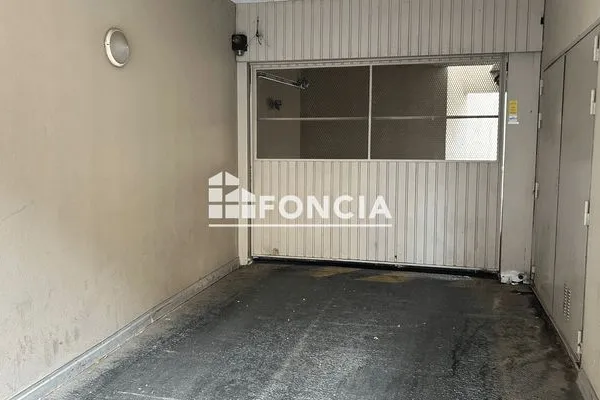 Stationnement Location Villeurbanne 55€