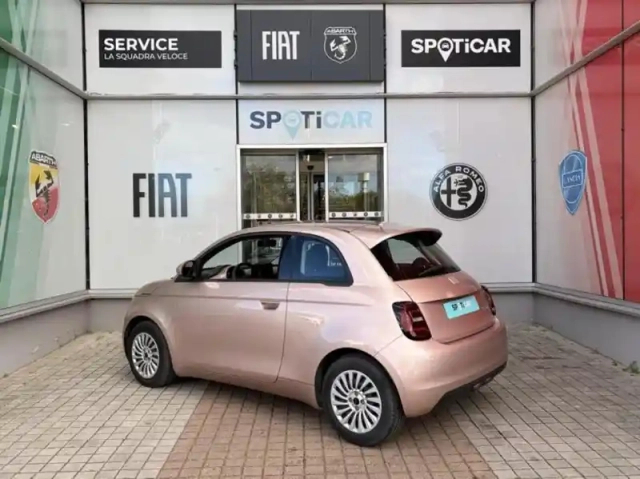 Fiat 500 e 118ch my23 — photo 6