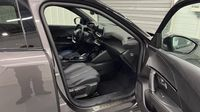 Peugeot 2008 1.2 PureTech 155ch S&S GT EAT8 — photo 15