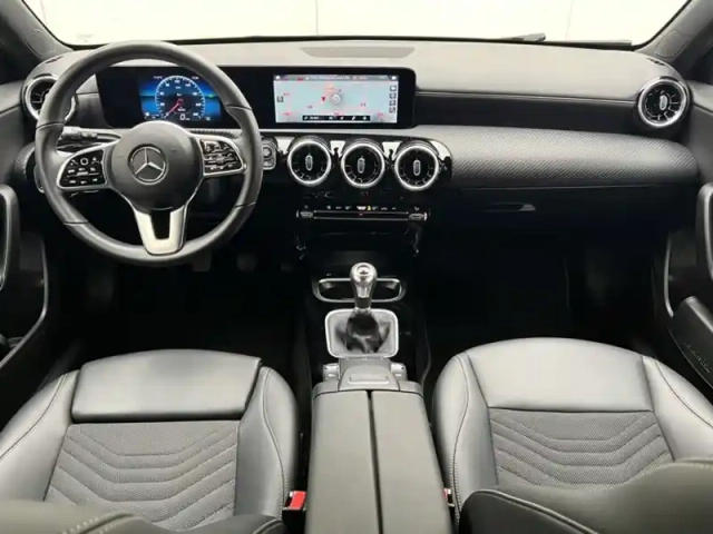 Mercedes Classe A 160 business line — photo 11