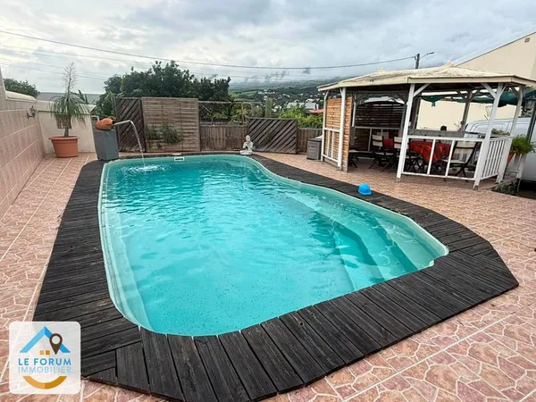 RIVIERE SAINT LOUIS 97421 - MAISON FAMILIALE - POSSIBLE INVE
