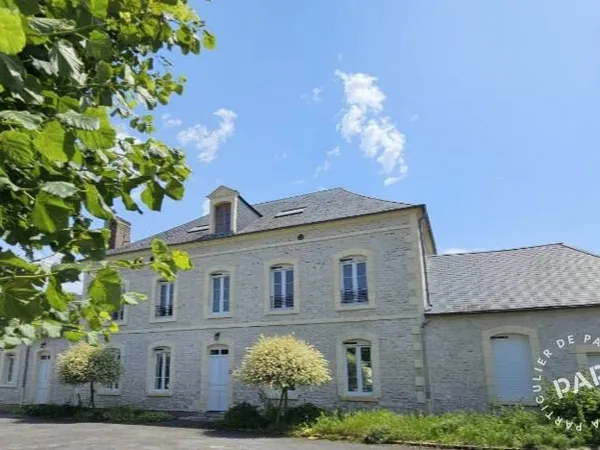 Maison 6 pièces 380 m²