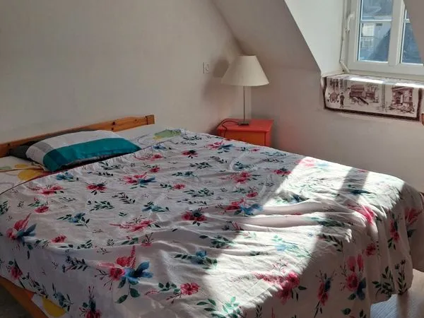 Loue chambre meublée chez l'habitant