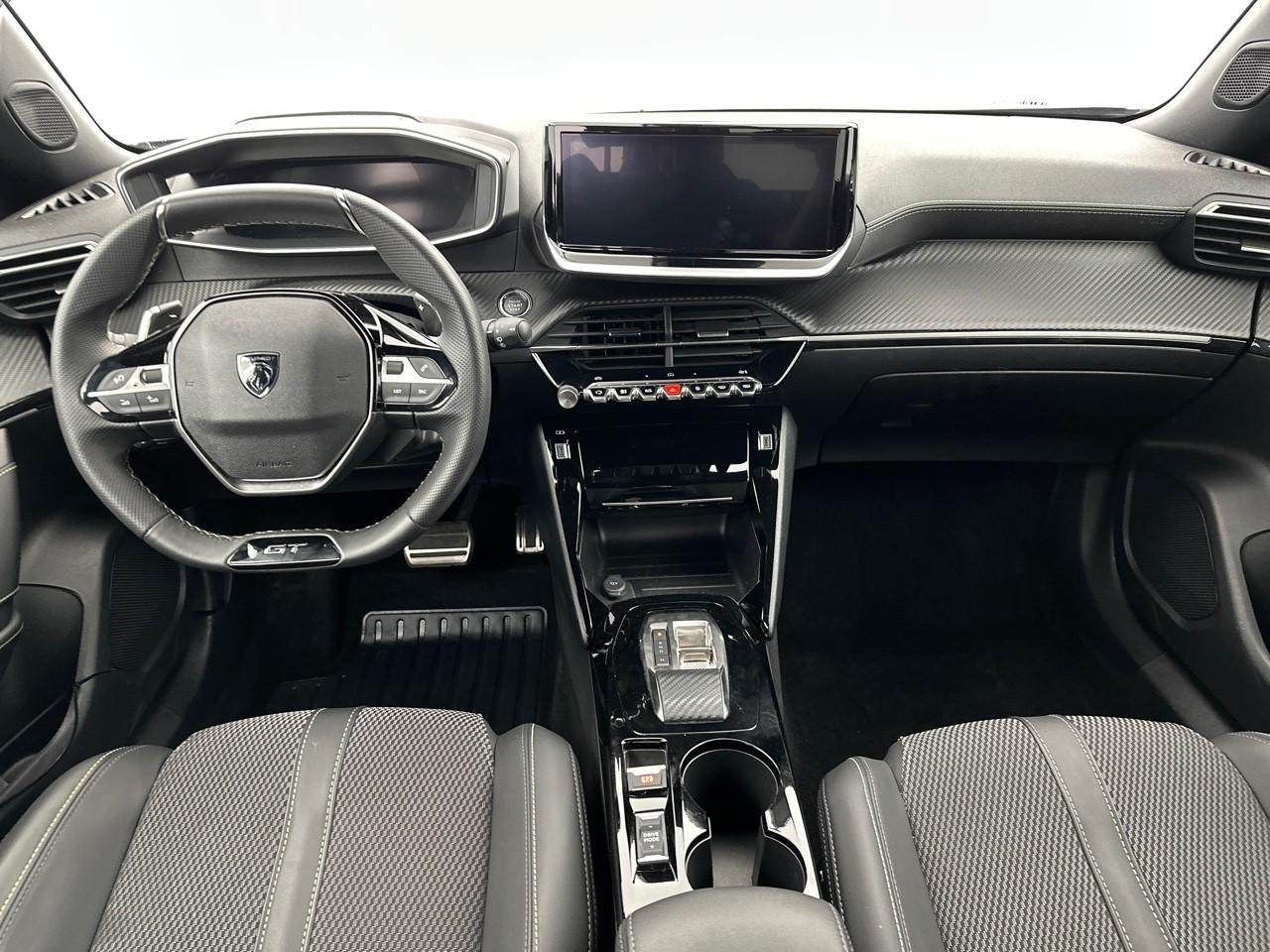 Peugeot 2008 hybrid 136 e-dcs6 gt — photo 11