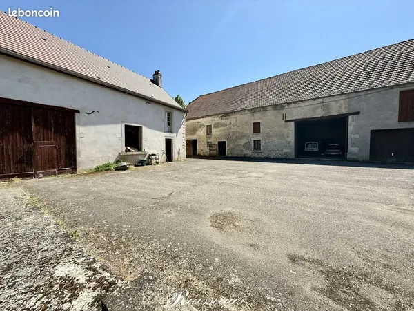 Maison 400 m²