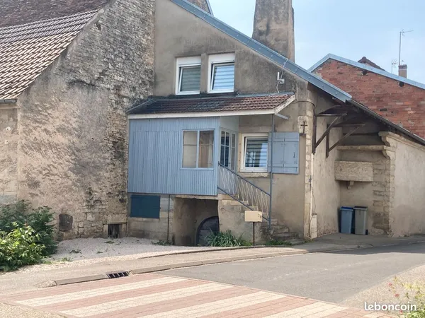 A louer maison de village