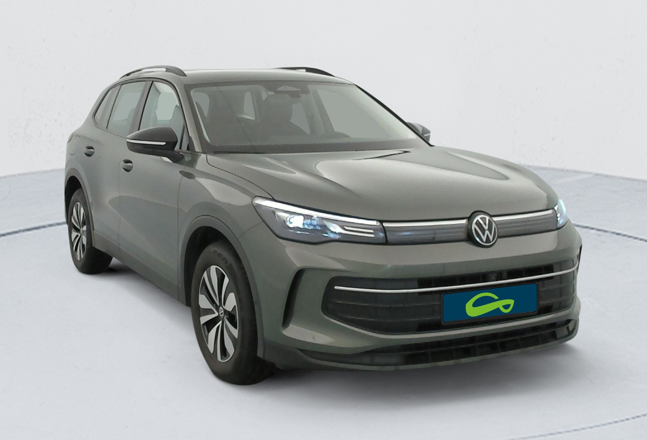 Volkswagen Tiguan — photo 7