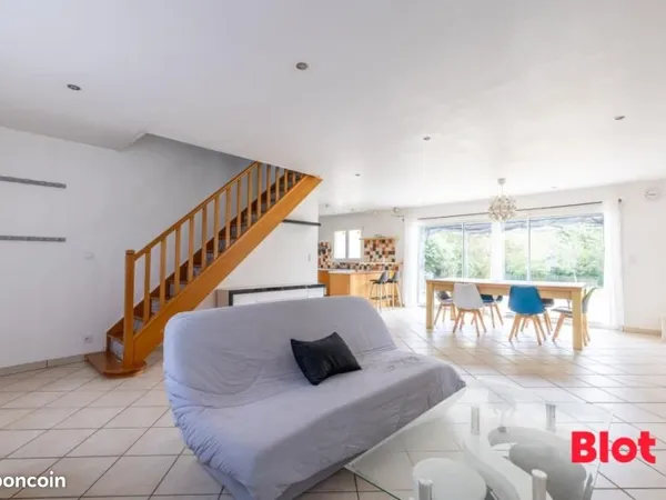 Maison 7 pièces 137 m²