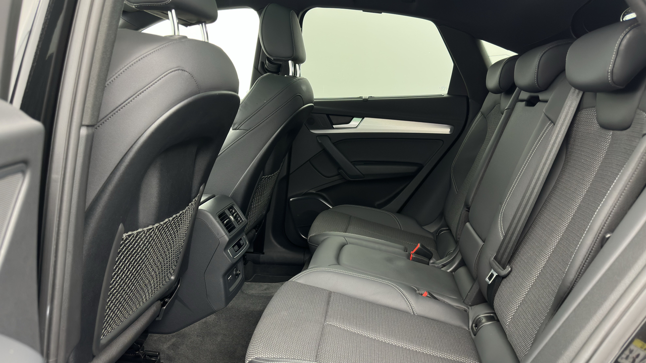 Audi Q5 Sportback 40 TDI 204 S tronic 7 Quattro — photo 34
