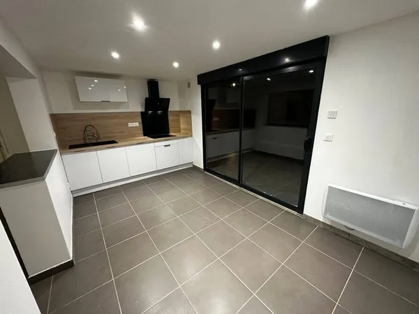Maison 4 pièces 210 m²