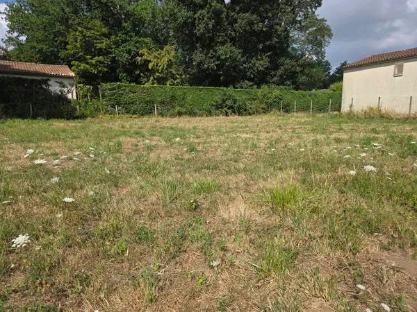 Terrain 455 m²