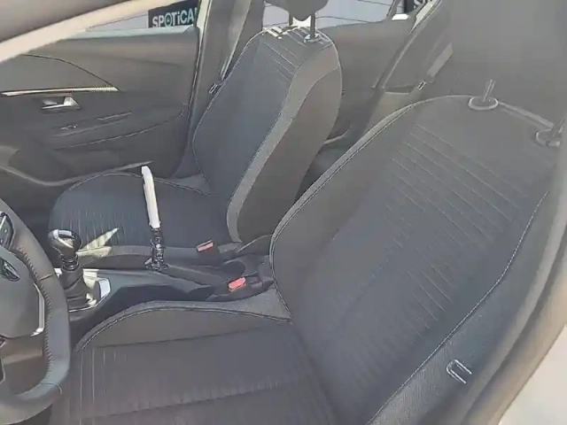 Peugeot 208 puretech 100 s&amp;s bvm6 — photo 25