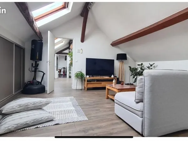 Appartement 4 pièces dans le 94 proche RER et forêt de 98m2 au sol (65m2 habitable)