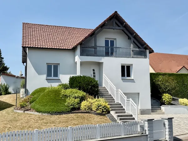 Maison 10 pièces 150 m²