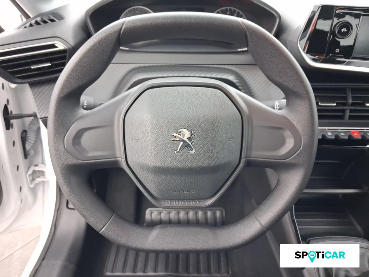 Peugeot 208 like puretech 75 s s bvm5 — photo 12