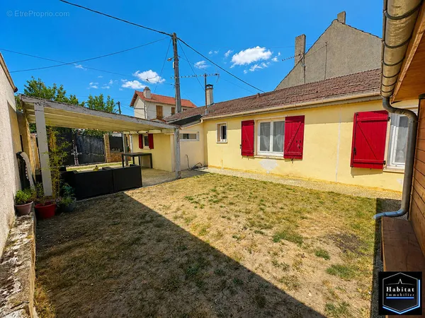 Maison Mitry Mory 4 pièce(s) 2 chambres 58 m2 Jardin Cabanon