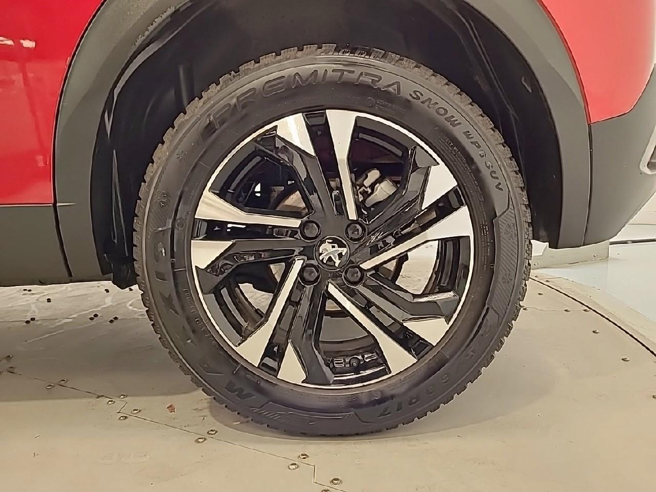 Peugeot 2008 puretech 130 s&s bvm6 allure pack — photo 16