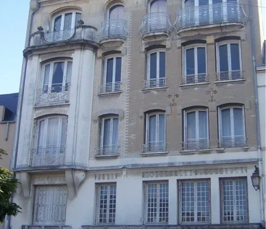 Appartement 51m2 hyper centre quatrième étage immeuble art déco
