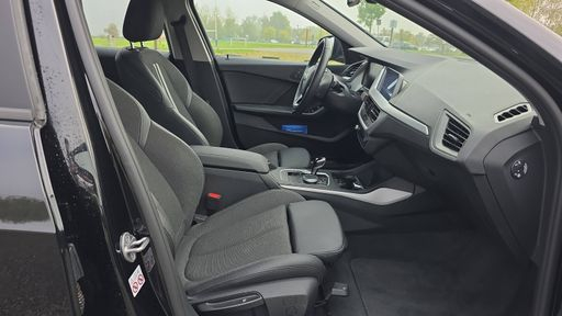 BMW Serie 1 116d 116 BVA8 - Edition Sport – 2023 – 31334 km – Diesel – Boîte Automatique — photo 16