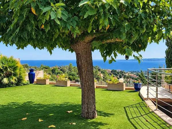 Maison vue panoramique mer